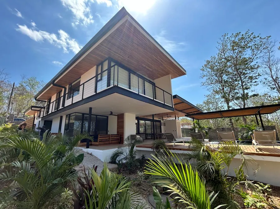 Casa C38 Grande Estates Playa Grande Guanacaste lujo residencial